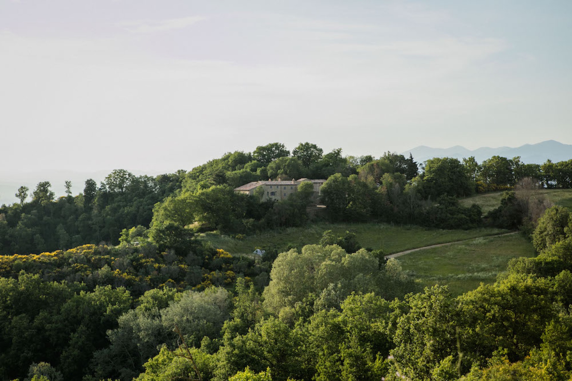 Retrouvius land